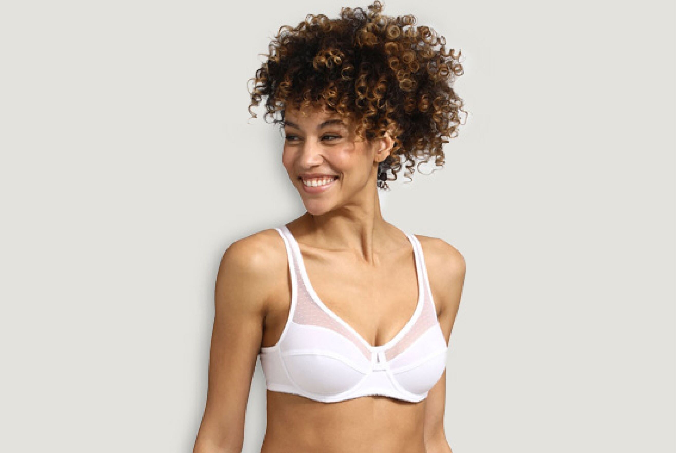 Soutien-gorge femme blanc armatures Generous - 105C DIM : le soutien-gorge à Prix Soutien-gorge femme blanc armatures Generous - 105C DIM : le soutien-gorge à Prix