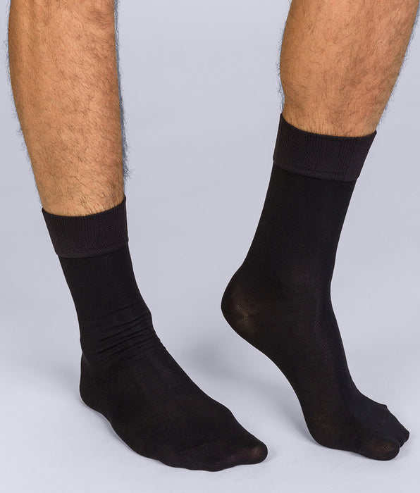DIM Pack of 2 pairs of black Homme Soft Touch mid calf socks for men