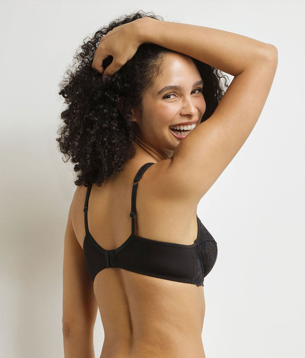 DIM Generous Essentiel zwart kanten push-up BH