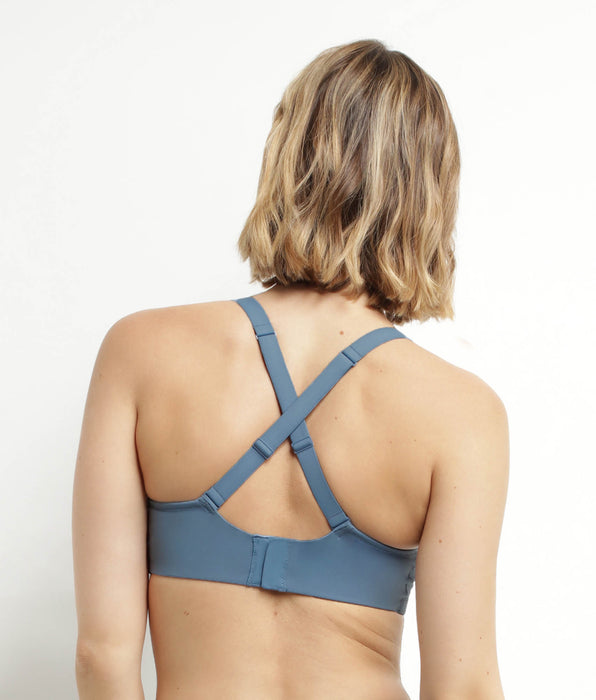 DIM Blue Jean Move sculpting microfibre sports bra