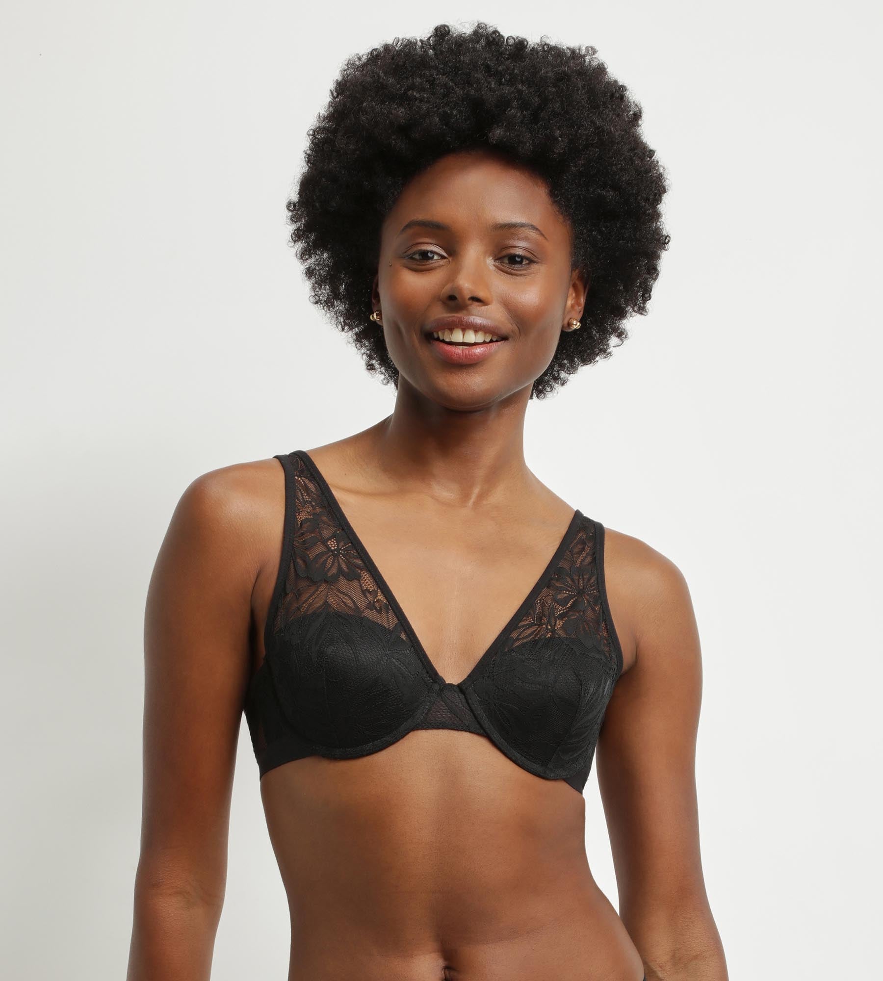 Black lace scarf bra with Mod foliage by Dim | DIM