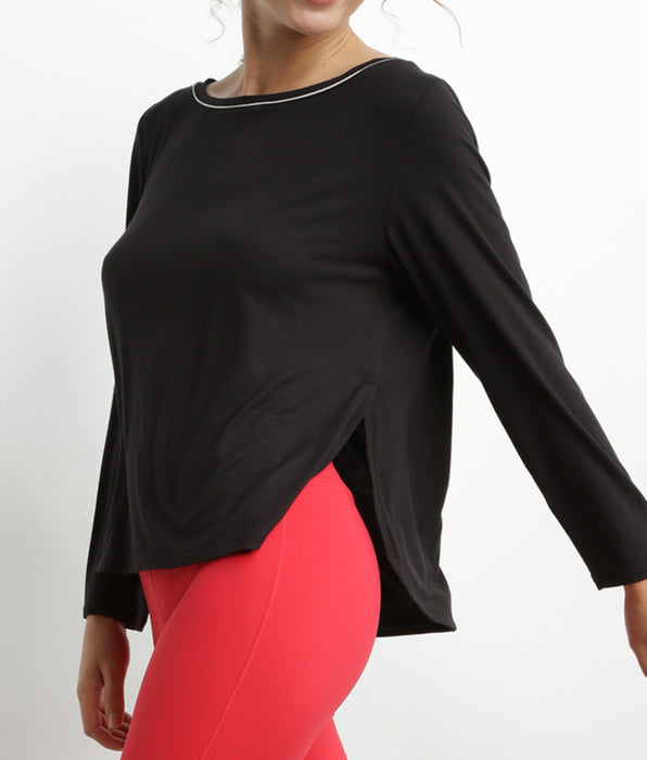 DIM Women's sports top with boat neck in black viscose Dim Move