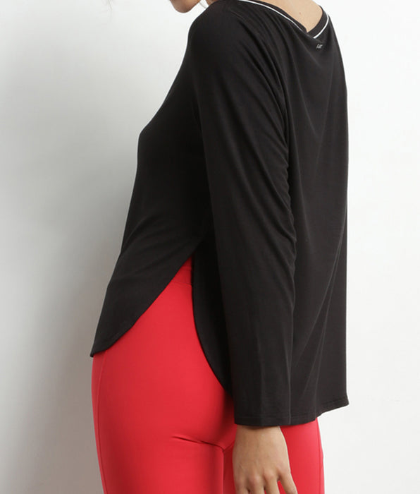 DIM Women's sports top with boat neck in black viscose Dim Move