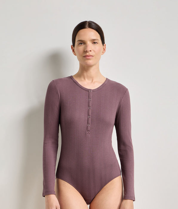 DIM T-shirt femme manches longues jersey côtelé fin mûre nuit Dim x Ines de la Fressange