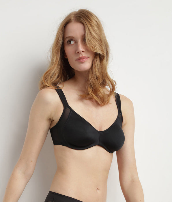 DIM Generous Dim underwire Minimizer Bra black