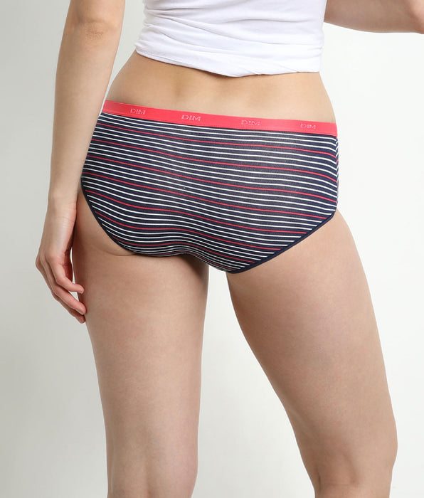 DIM Pack of 3 pairs of Les Pockets stretch cotton boyshorts in pretty pink