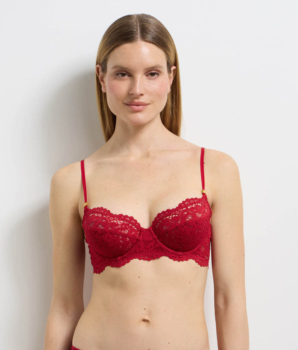 DIM Soutien-gorge corbeille à armatures dentelle rouge Burning Eclat