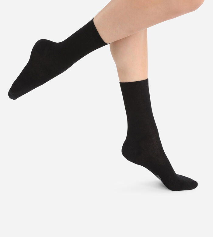 Plain black socks in soft wool for women, , DIM
