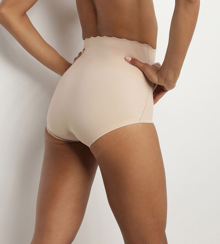 Dorina Absolute Sculpt seamless high control High- waist shorts in
