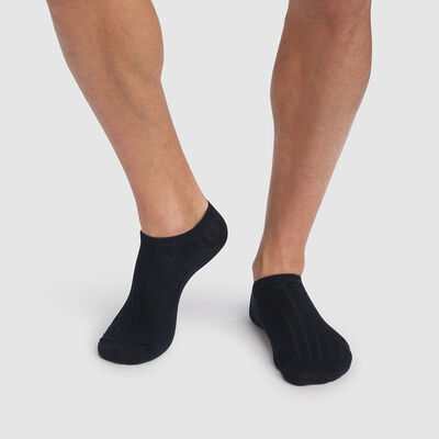 2 pack men's ankle socks in navy blue Scottish yarn, , DIM