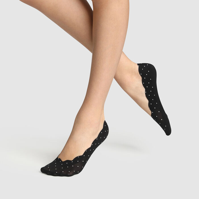 Dim InvisiFit Fancy black foot sock with polka dot pattern, , DIM