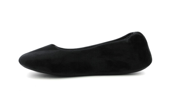 Pair of comfortable and casual black pumps , , DIM