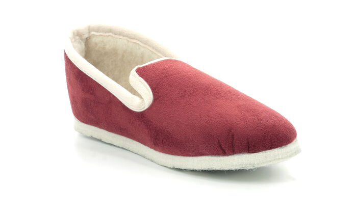 Ultra-soft red slippers, , DIM