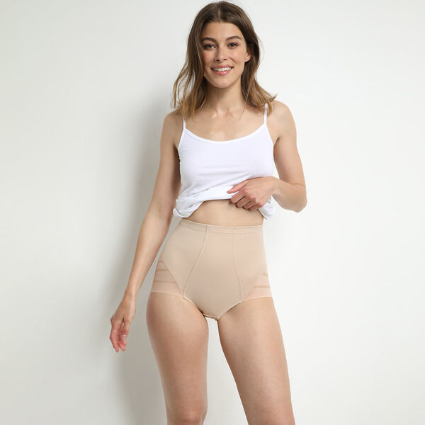 Diam's Control high rise tummy flattening knickers in nude