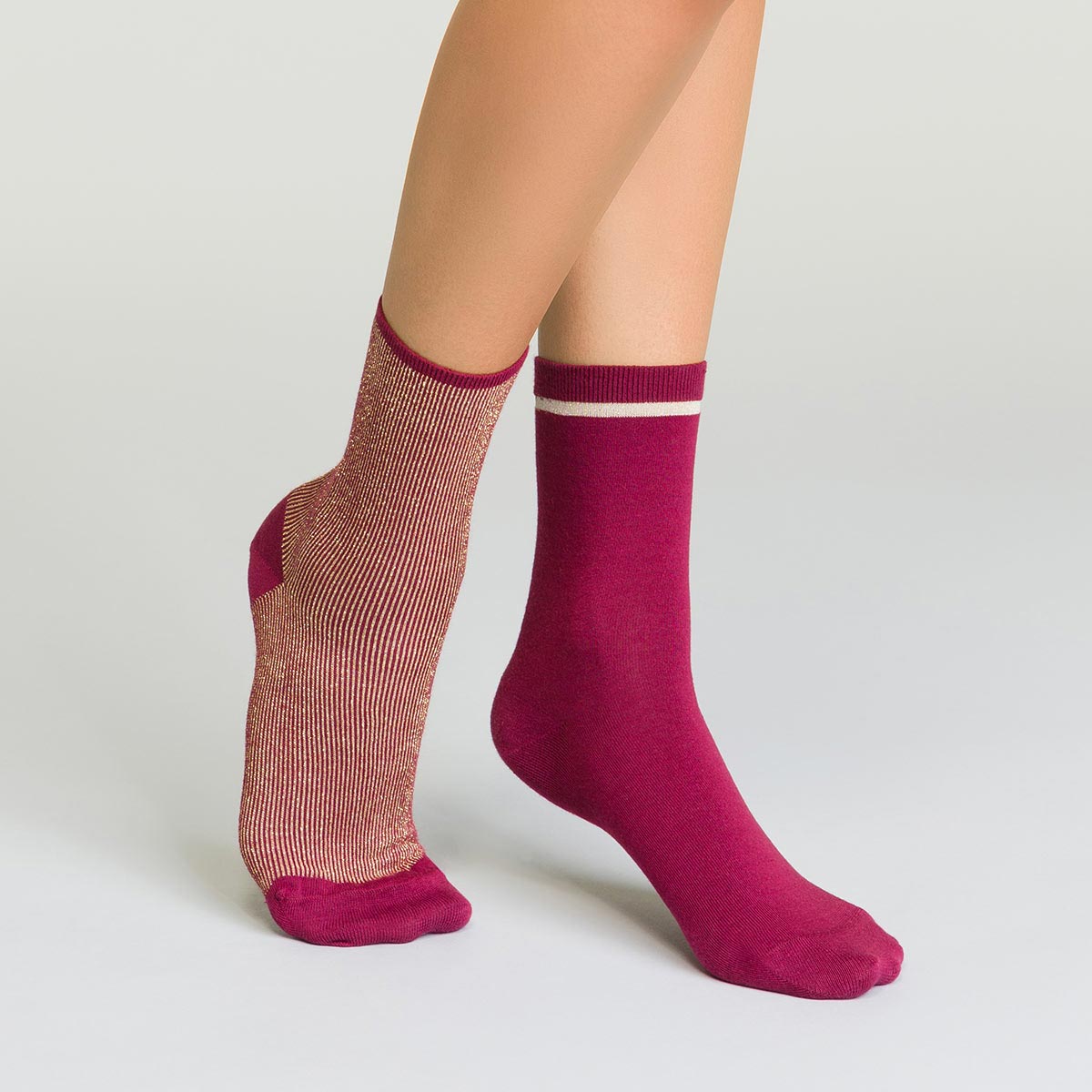 2 pack burgundy and gold women's socks with striped lurex